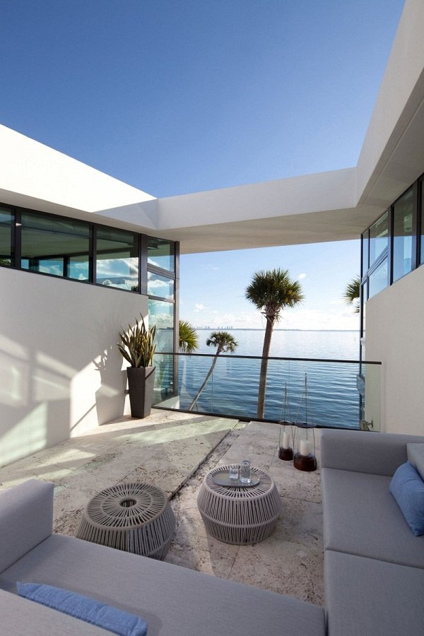 Modern villa outdoor area Coral Gables residence