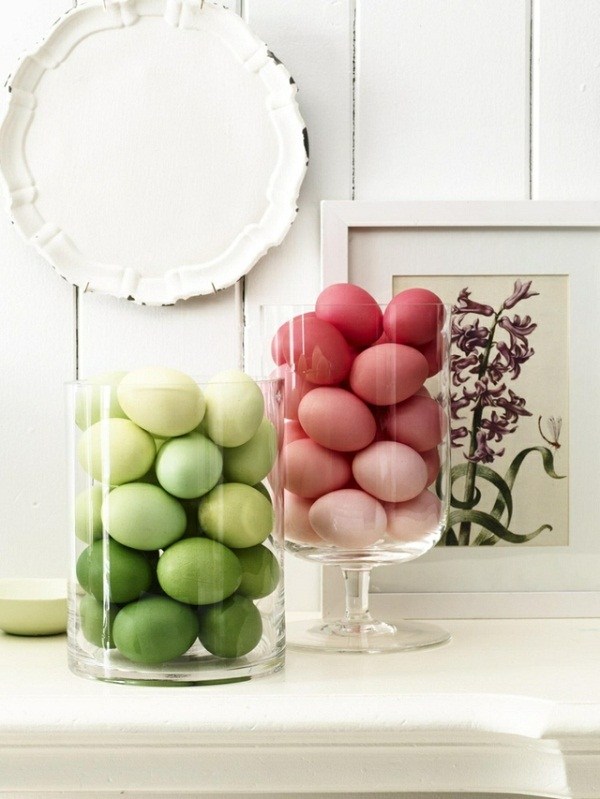 easter mantel decoration glass bowls green red ombre eggs arrangement