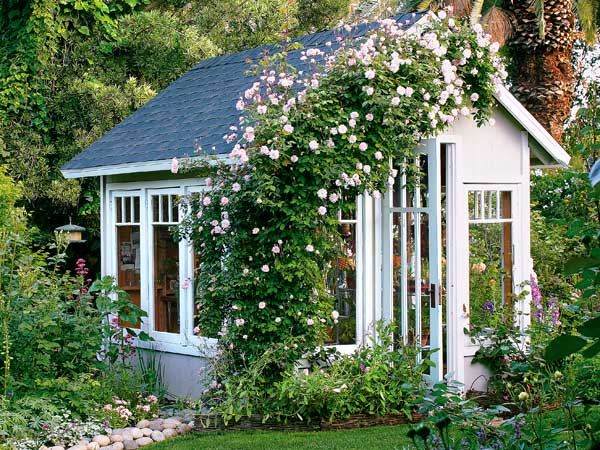 elegant-romantic-backyard-cottage-with-beautiful-blooming-flowers