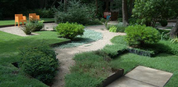 garden design gravel path grass edging relax space chairs