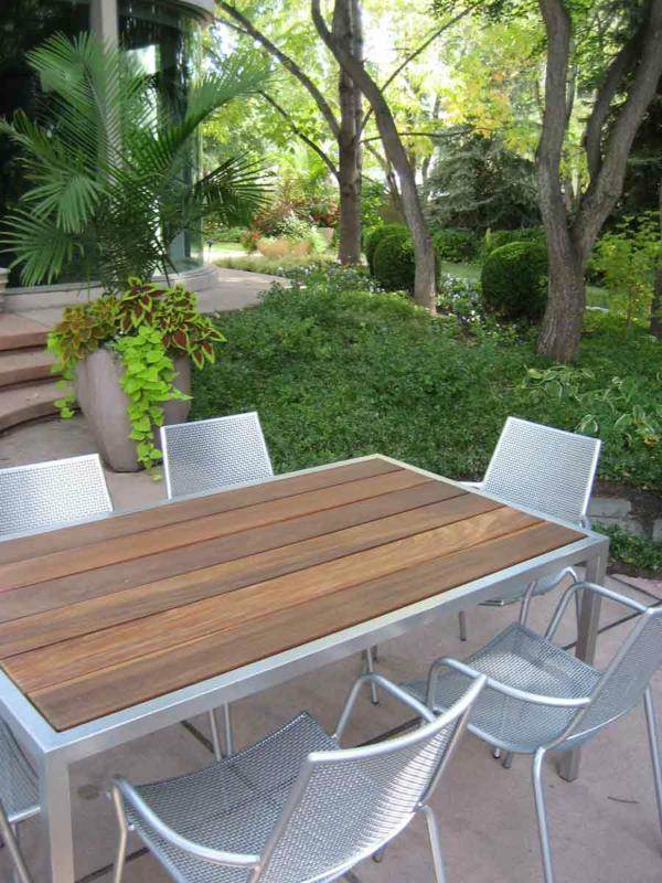 garden design ideas modern outdoor furniture metal chairs flower container