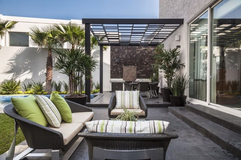 sunny terrace design patio ideas Casa Sorteo Tec No