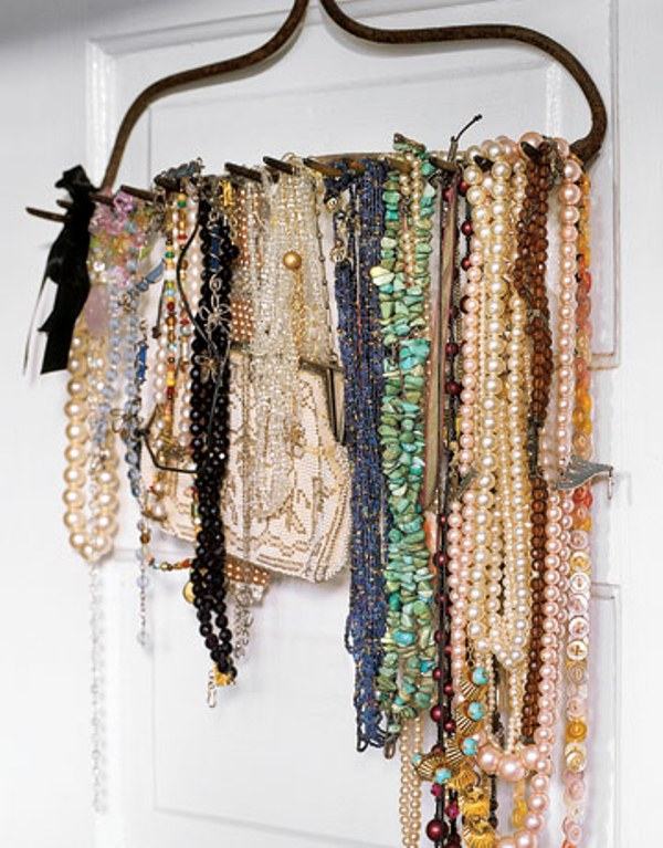 DIY organizing ideas clothes hanger