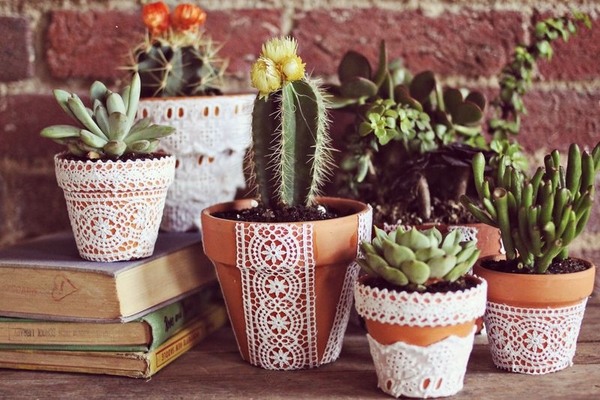 DIY planters and flower pots cute decoration doilies lace