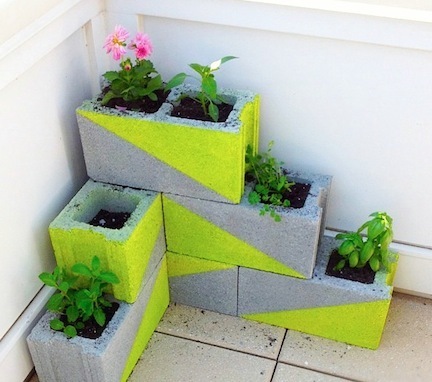 DIY planters and flower pots ideas concrete blocks