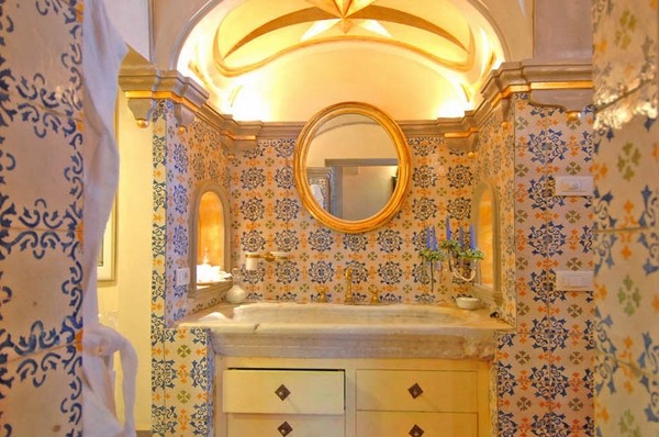 Luxury baroque villa Palazzo Positano bathroom interior ceramic tiles vanity