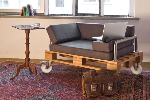 Pallet furniture design seat sofa