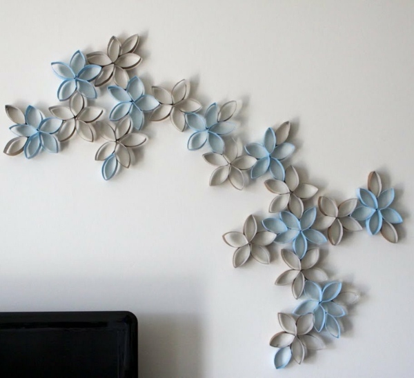 beautiful DIY wall decoration toilet paper rolls