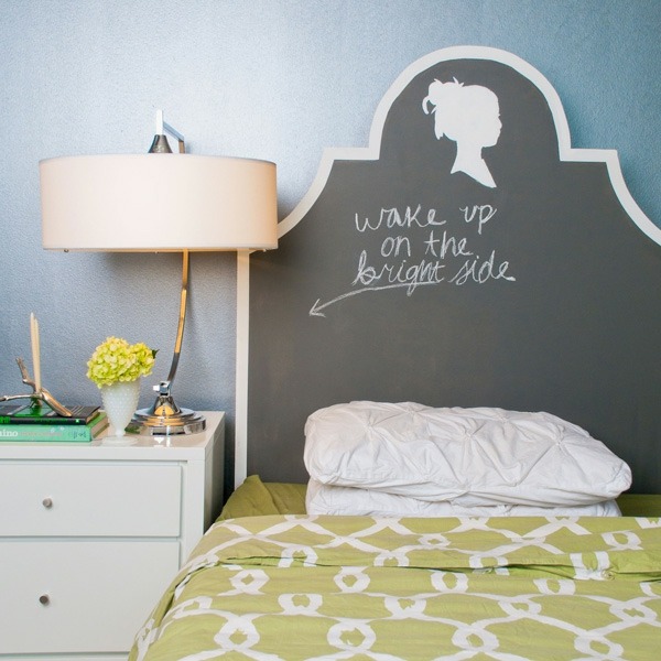 blackboard headboard Girl's bedroom ideas