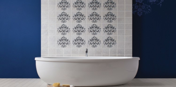 elegant black and white bathroom tiles