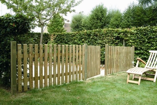 Planning and building instructions for a wooden garden gate