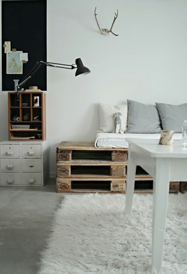 living room sitting bench wooden pallets