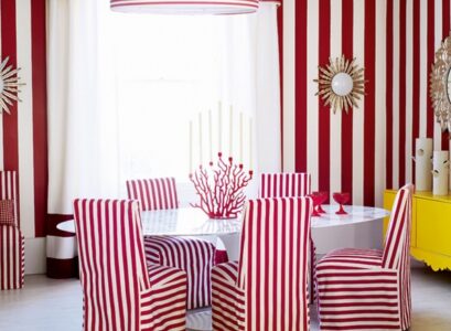 red-white-vertical-stripes-on-the-wall-dining-area