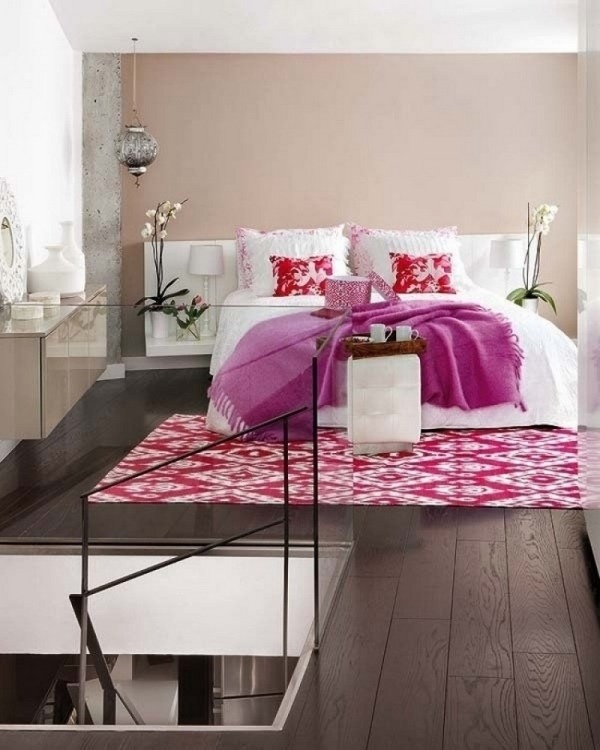 wooden floor bedroom beige wall color orchid pink accents
