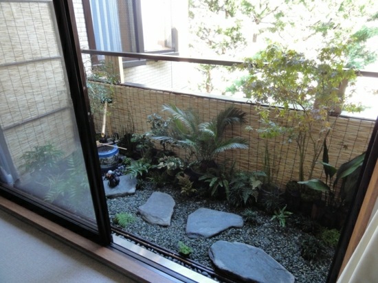 wood screens balcony zen garden