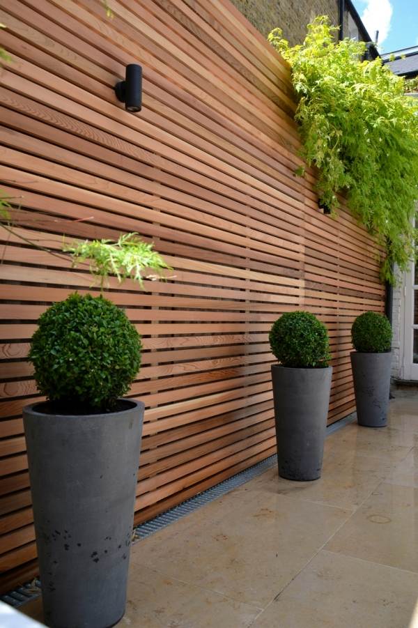 Cedar privacy garden fence ideas