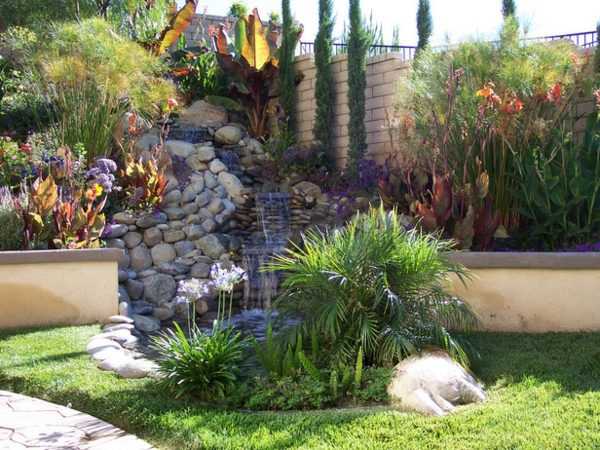 Concrete retaining wall design idea water features 