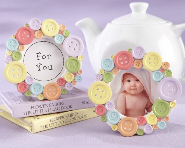 Button crafts baby photo frame
