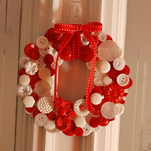 door wreath red white