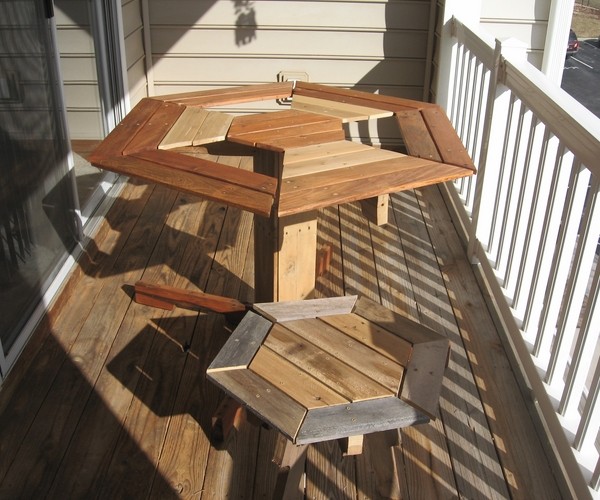 DIY-Wooden-pallets-furniture-ideas-octagonal-table-stool-balcony-furniture-ideas