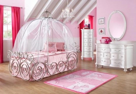 Dream Room Girls Pink Carpet Cinderella carriage bed