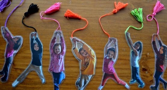Gift-Ideas-Mother-bookmark-kids-craft