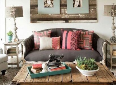 Shabby-Chic-furniture-coffee-table-wooden-elements
