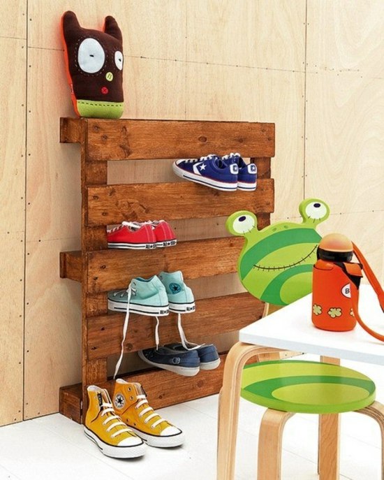 Shoe rack wooden pallets furniture DIY ideas