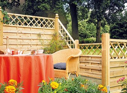 Solid-wood-screening-fence-garden-design-ideas-terrace
