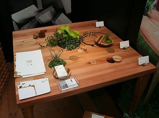 creative wooden garden table planters