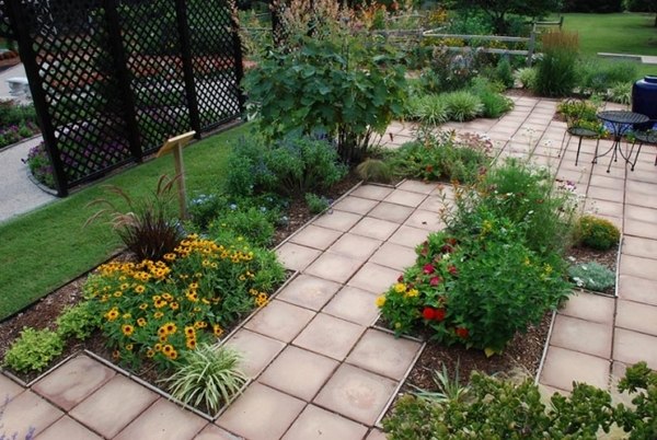 garden terrace design square tiles perennials