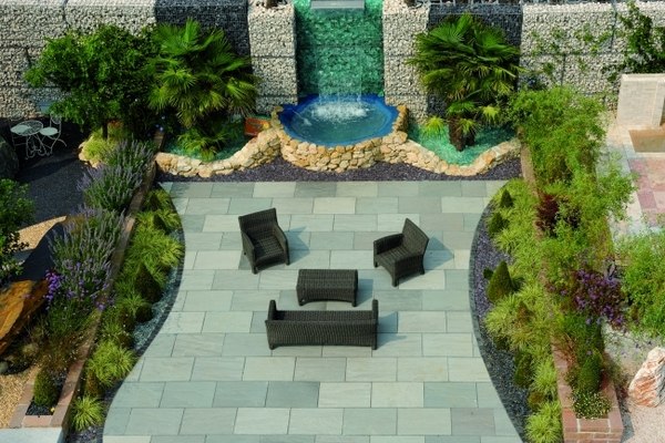 landscaping ideas sitting area fountain stone gabions fence