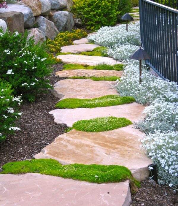 marble-blocks-creative-ideas-for-garden-path-design