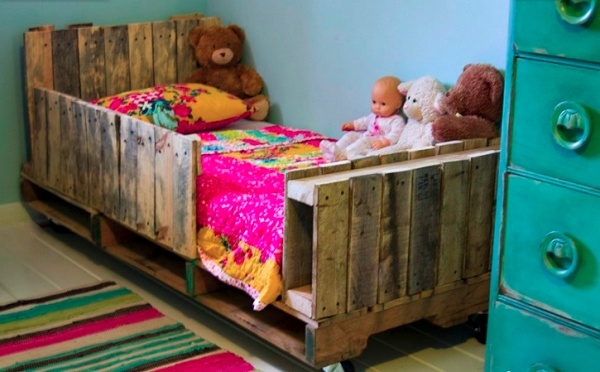 nursery room furniture recycled wooden palltes