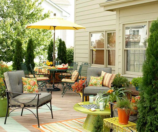 patio garden furniture wooden deck plants