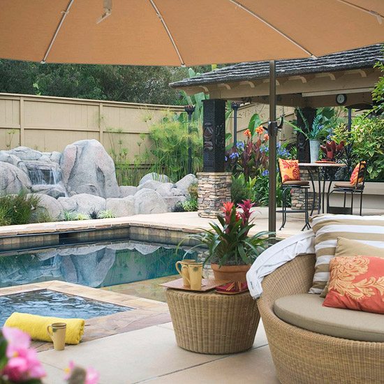 pool in garden sun protection