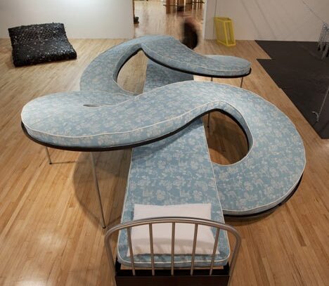 roller-coaster-bedded-unusual-creative-beds