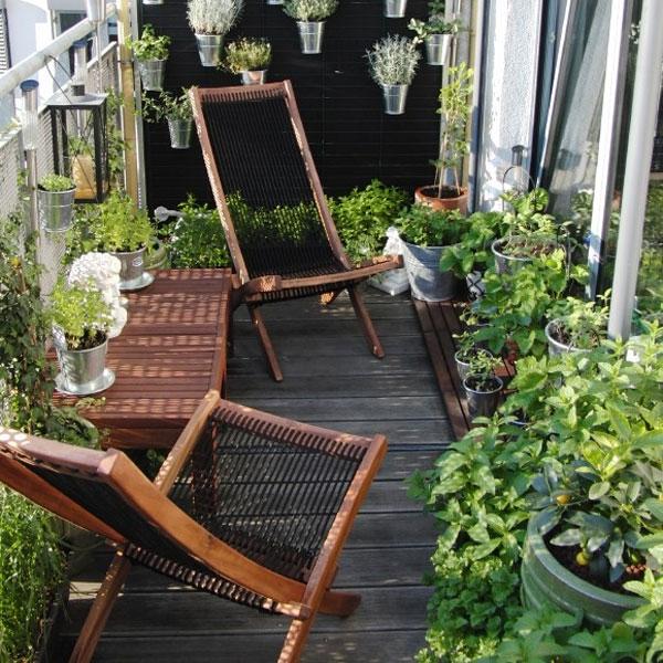 small balcony design ideas wooden chairs