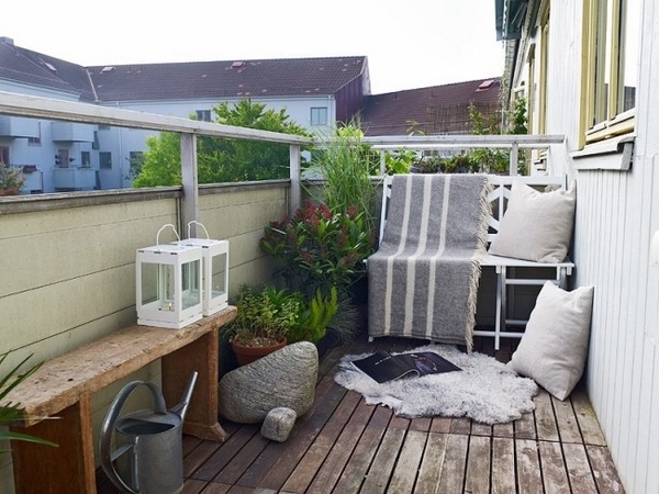 small balcony design reading corner Scandinavian small bench