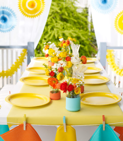 summer table setting yellow