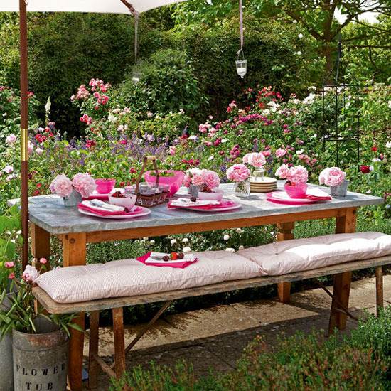 wooden table pink tableware 