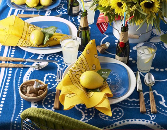 summer table decoration blue yellow tablecloth napkins