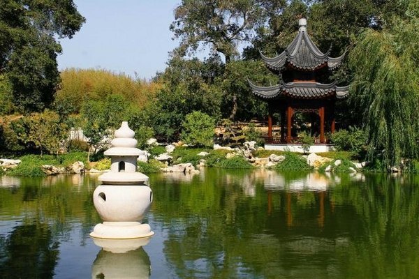 Chinese garden design pond pagoda