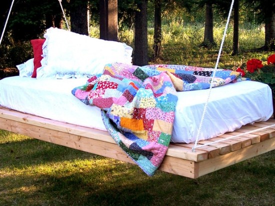 DIY garden furniture ideas swing bed