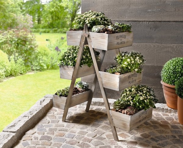 DIY wooden ladder flower stand small patio decor