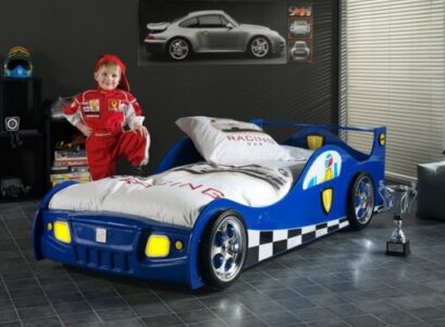 Fantastic-boy-room-car-bed