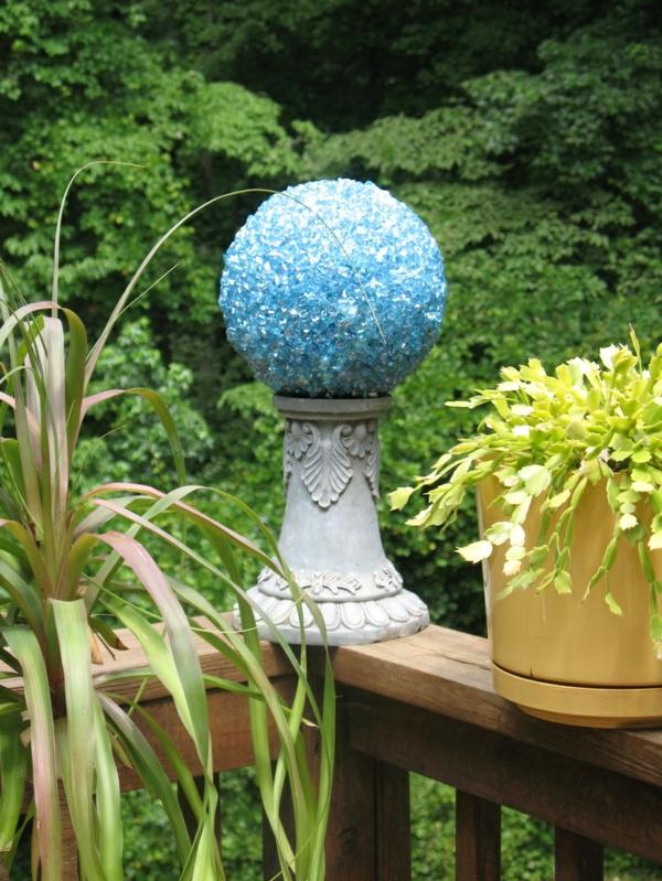 Garden pedestal ball balcony summer decorating ideas