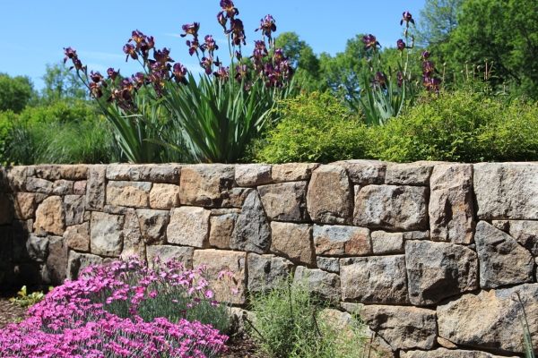 Natural stone retaining wall for garden
