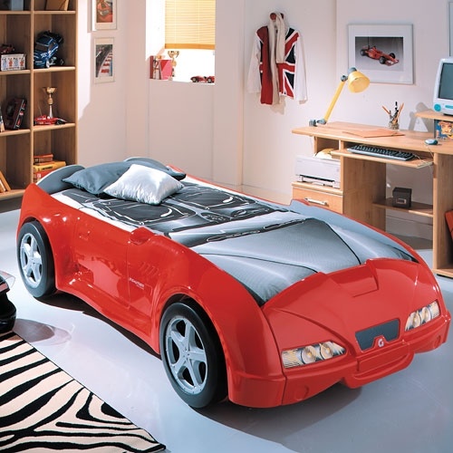 Teen room car bed design in red