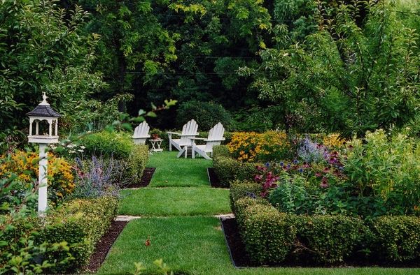 Traditional english garden design and element